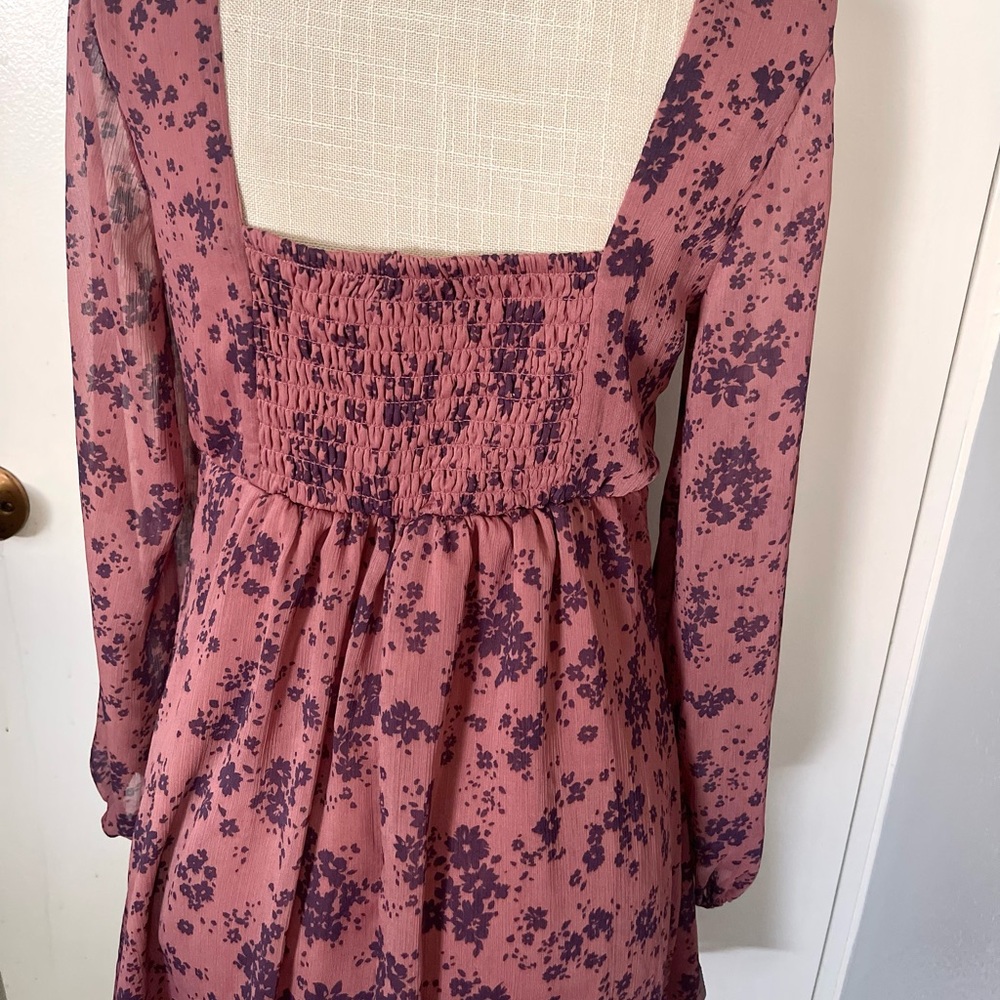 Live to be Spoiled -Floral Mauve dress - Picture 5 of 6